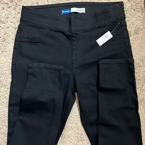 Brand New Old Navy Skinny Jeans/Jegging with Tag 12 Short